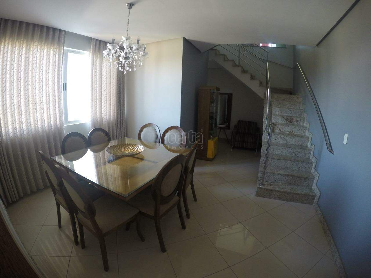 Imagem: Cobertura à venda, 4 quartos, 1 suíte, 2 vagas, Imbaúbas - Ipatinga/MG